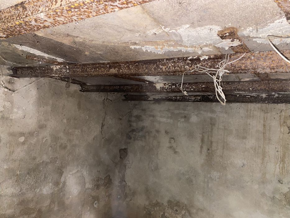 Продам 42 сотки в гірській місцевості, Бабичі (є будинок)