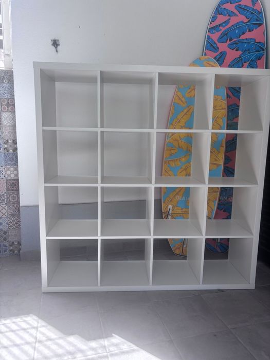 Estante Kallax (IKEA) 147x147 cm