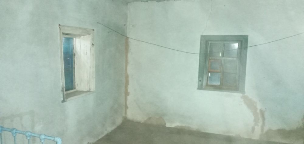 Півбудинка в таромському