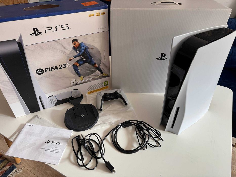 PlayStation 5 z napędem