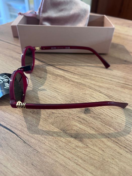 Óculos de sol Miu Miu