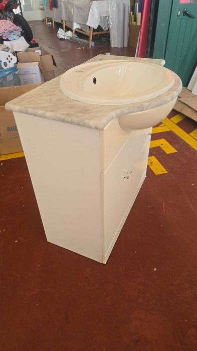 Móvel  de casa de banho