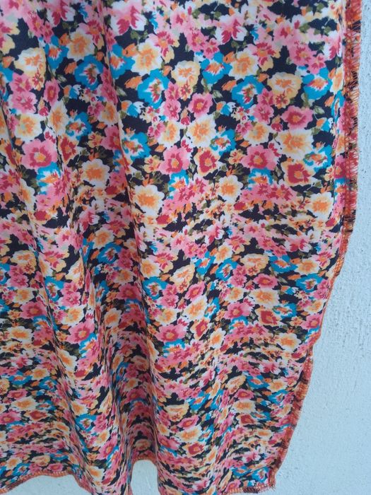 Sukienka damska w kwiaty kolorowa rozmiar S M