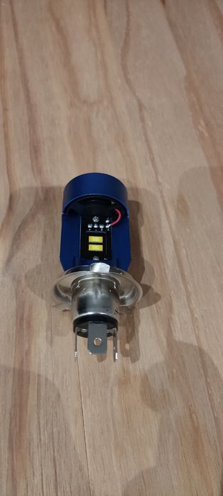 Żarówka H4 -LED , 12v -2600lm