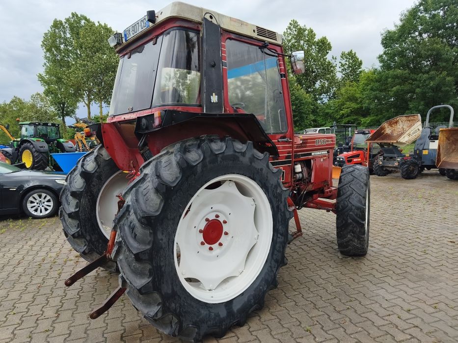 Case IH International 856xl 1056xl turbo