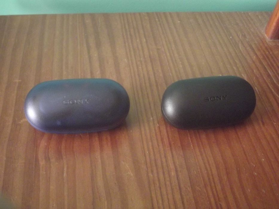 Fones s/ fios Sony WF-XB700