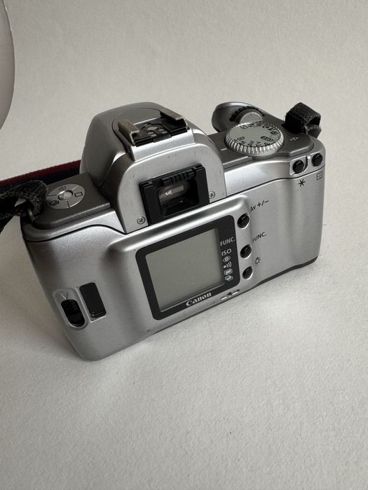 Фотоапарат canon eos 300V