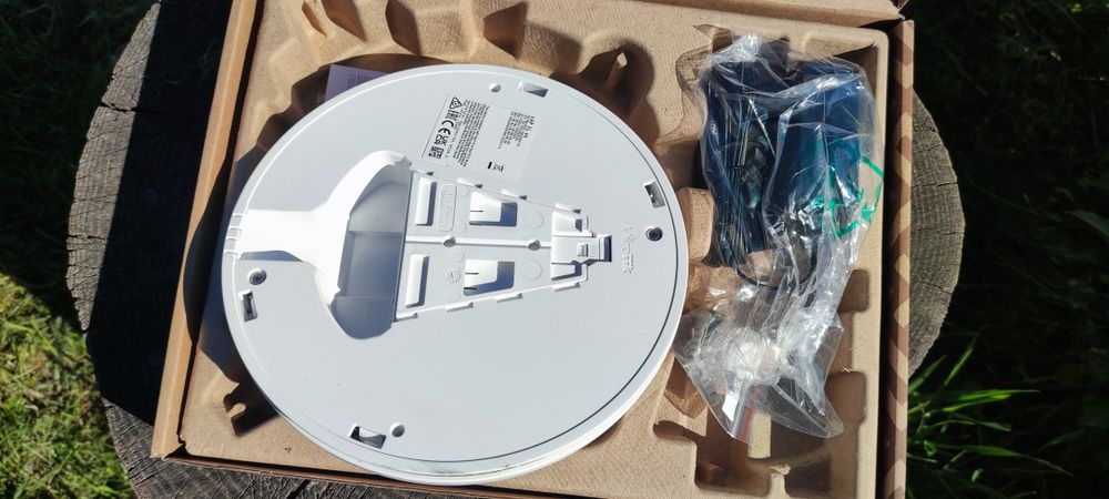Точка доступу Mikrotik cAp XL