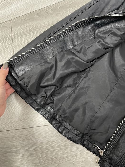 Продам шкіряну куртку