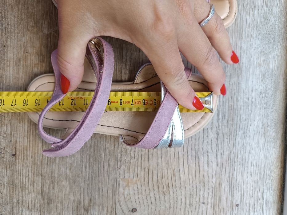 Sandały 26 dziewczęce różowe buty dla dziewczynki  15,5 wkładka