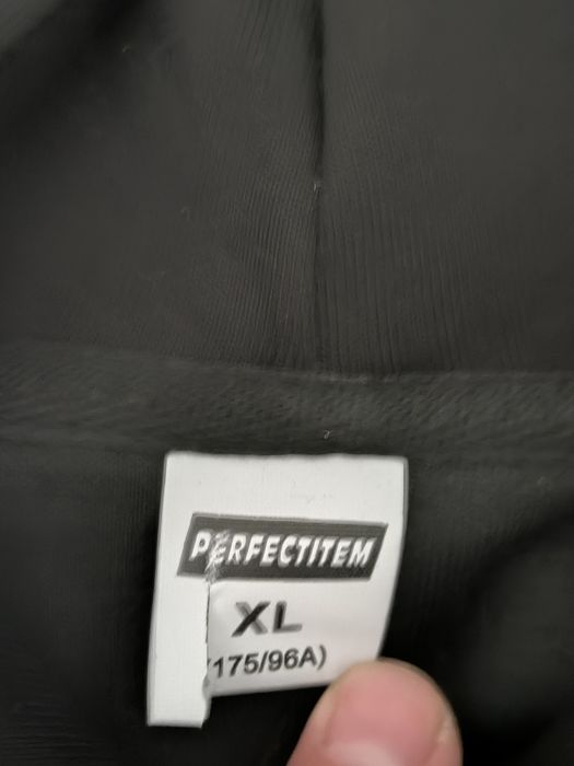 Bluza z kapturem czarna xl rozm. 175 cm