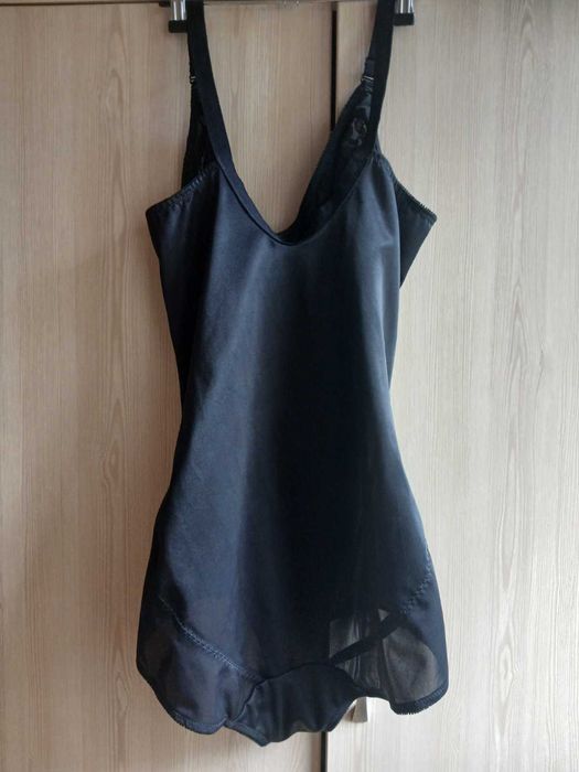 Коригуюче боді утяжка Naturana eu 100E uk 44DD