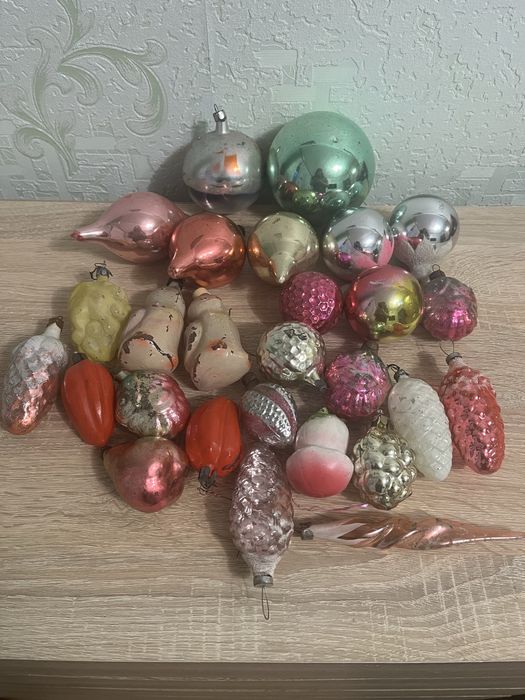 Елочные  игрушки