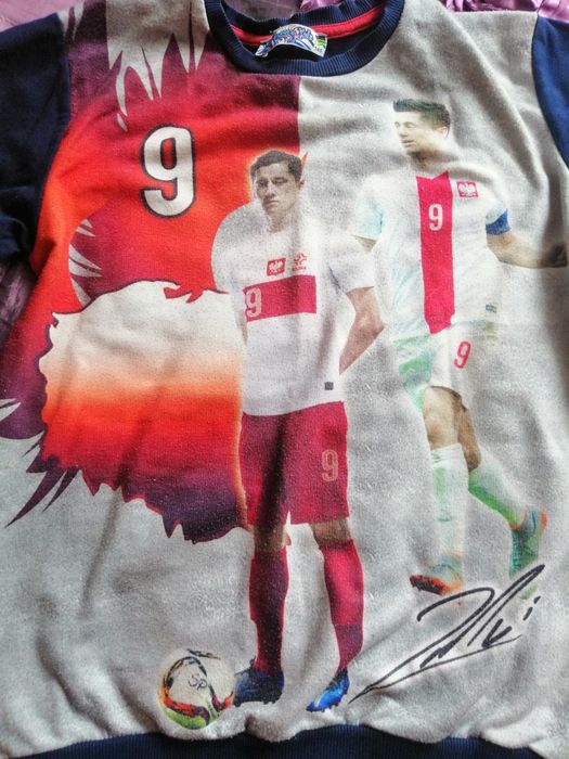 Bluza chłopięcą z Robertem Lewandowskim