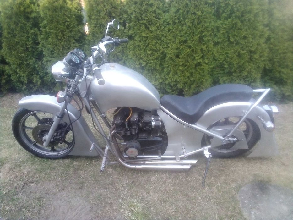 Kawasaki custom bagger