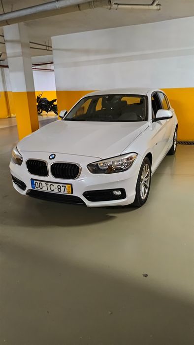 BMW 116 d Sport gasóleo.
