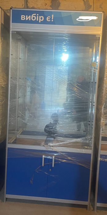Продам торговые витрины
