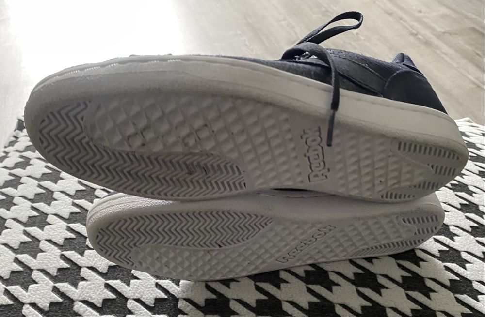 Buty sportowe adidasy Reebok rozmiar 38 granatowe połyskujące