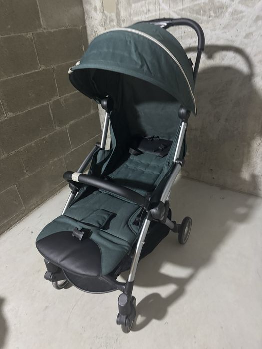Прогулянкова коляска Chicco