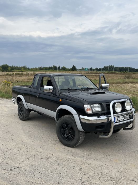 Nissan navara  Super cena po swapie na M57 bmw