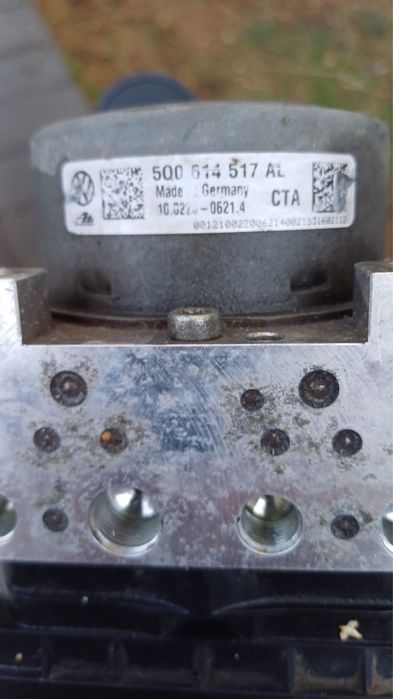 Блок абс eGolf 2016