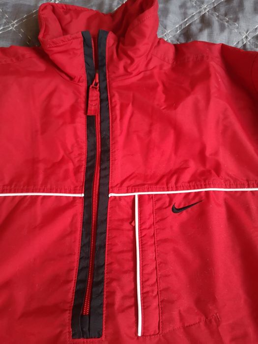 Bluza NIKE czerwona, dla nastolatka.