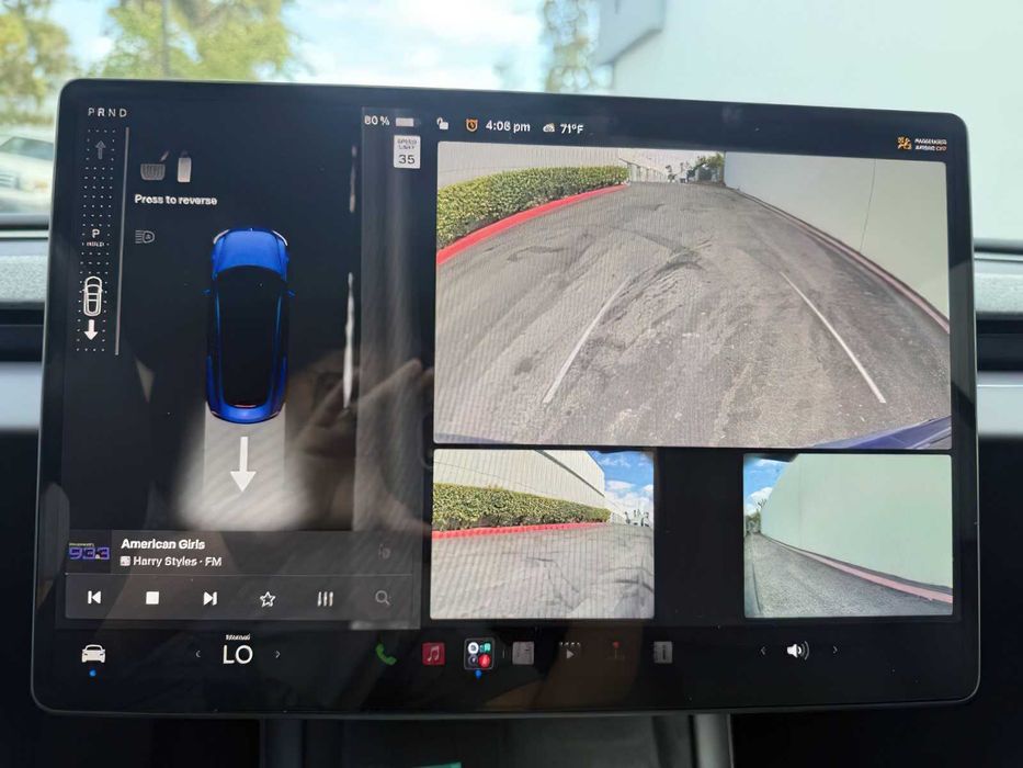 Tesla Model 3      2025