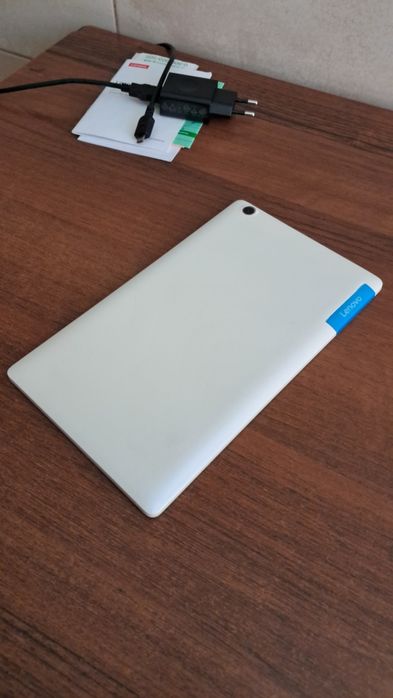 Планшет LENOVO TAB3 850M