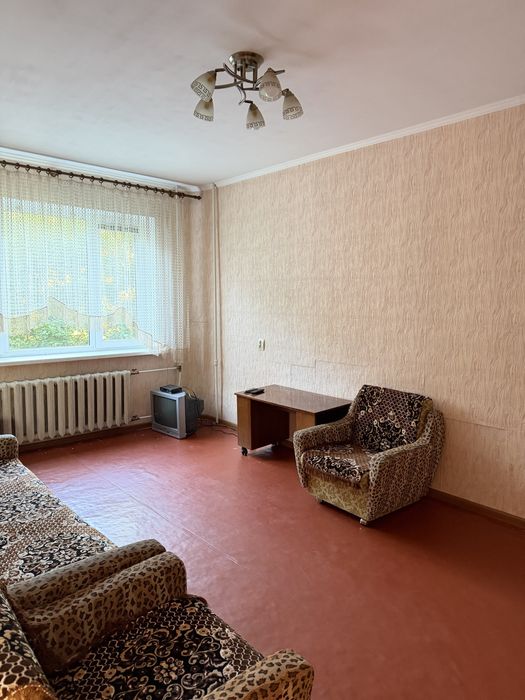 Продам 4-кімнатну квартиру | м. Лозова, 3-й мікрорайон