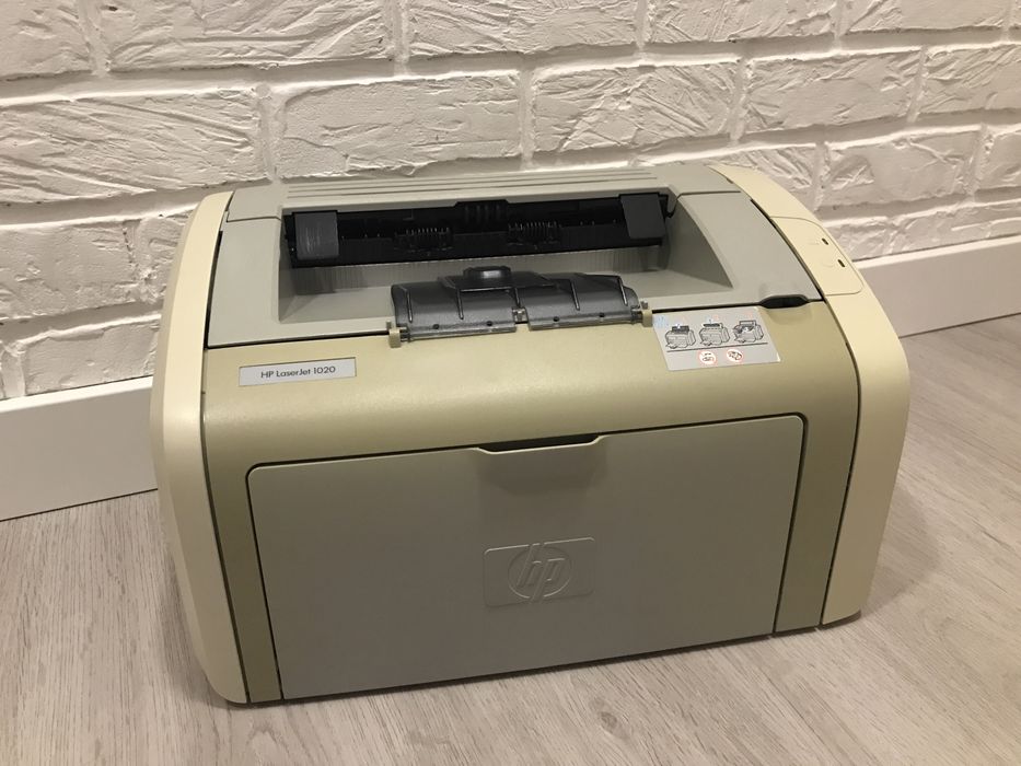 Лазерний принтер HP Laser Jet 1020