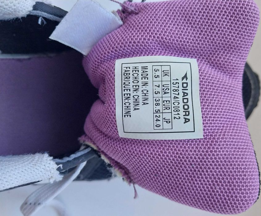 Diadora кроссовки натуральная кожа Размер 38 Стелька 24 см