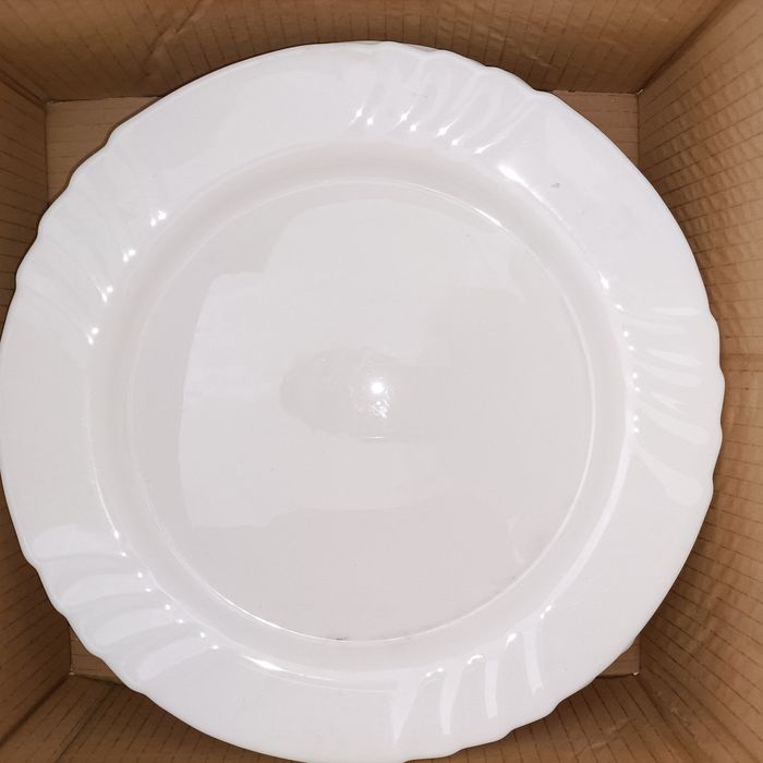 Large-format plates/platters with decorative patterns64553028967425123