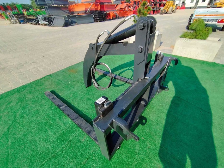 Pazur Chwytak do drewna na paleciak ładowacz czołowy FEM2