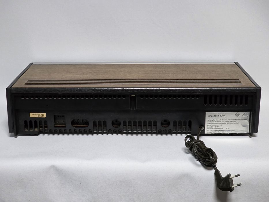 Receiver Vintage reparado Telefunken