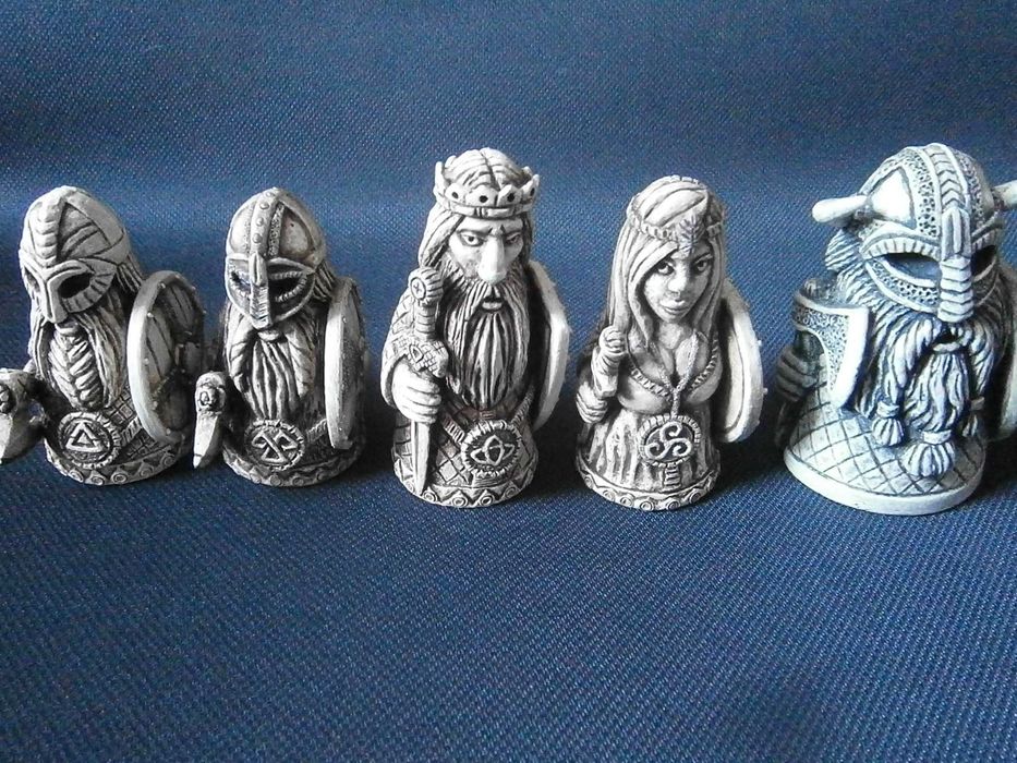 figurki wikingow
