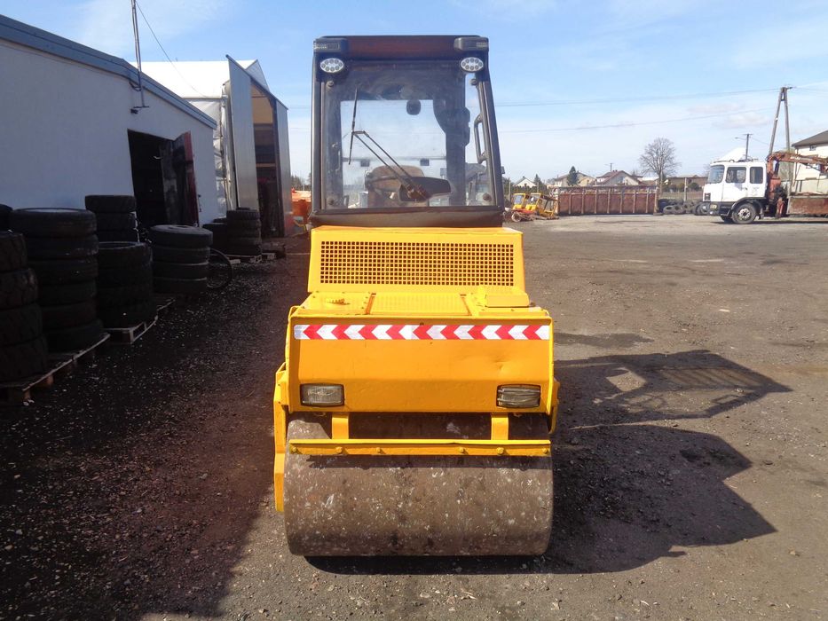 Walec BOMAG BW 100AD