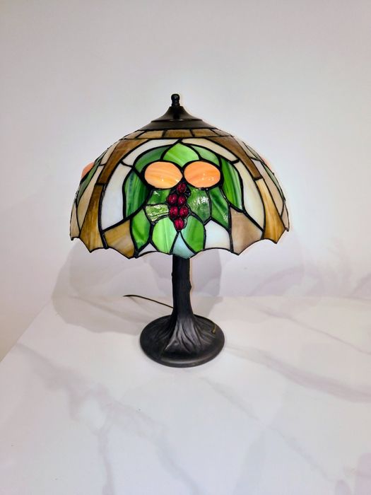 Tiffany lampy witrażowe stołowe nocne
