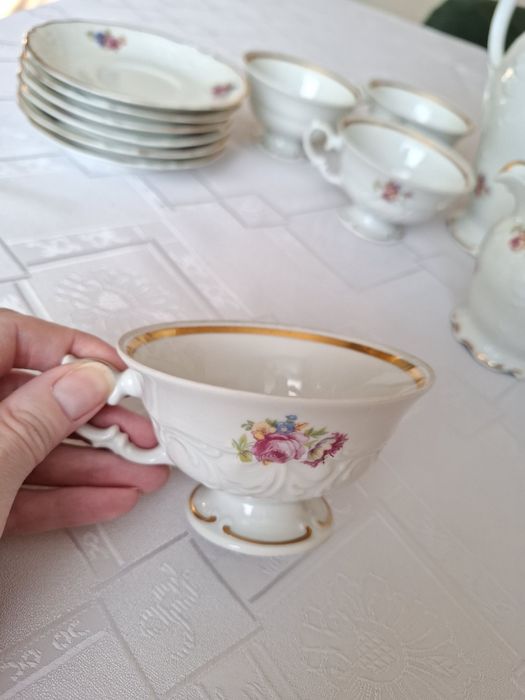 Porcelanowy serwis kawowy 14 szt