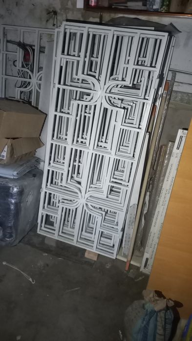 Двери  960*2100 мм противопожарные ЕІ - 60 , решетки 690*1610 мм