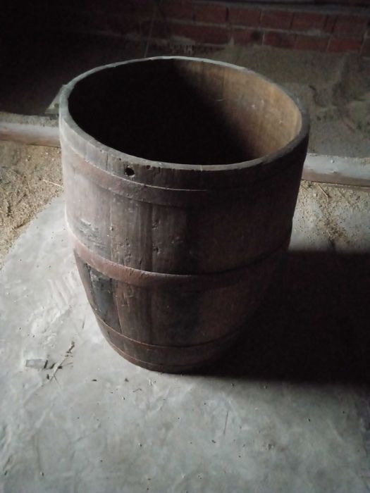 Продам бочку дубову