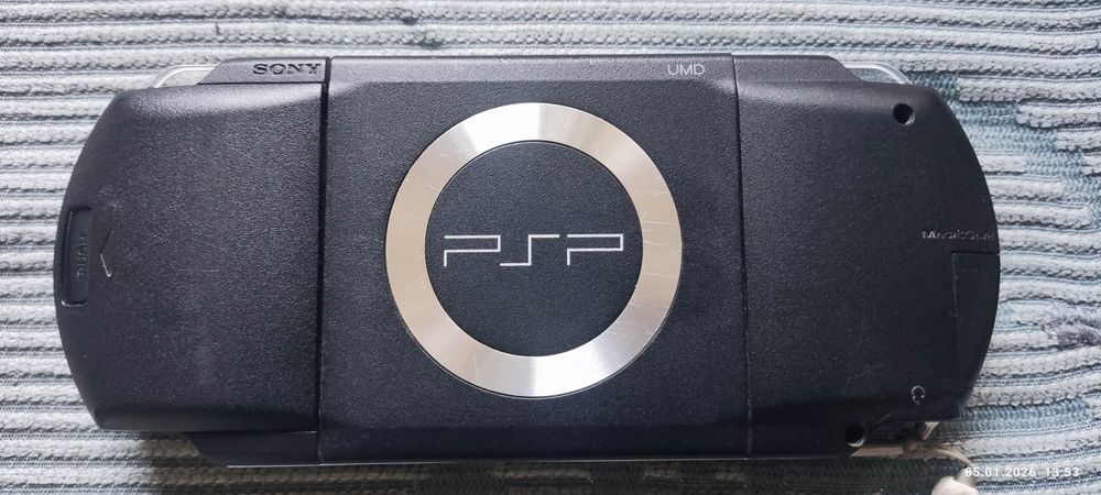 Ігрова приставка Sony PSP-1004