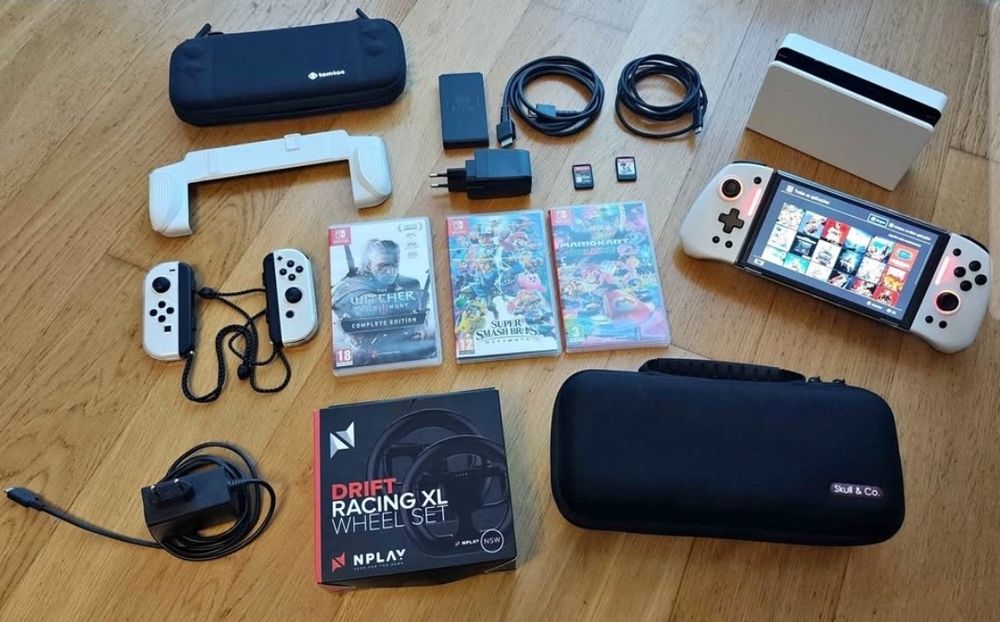 Nintendo Switch OLED