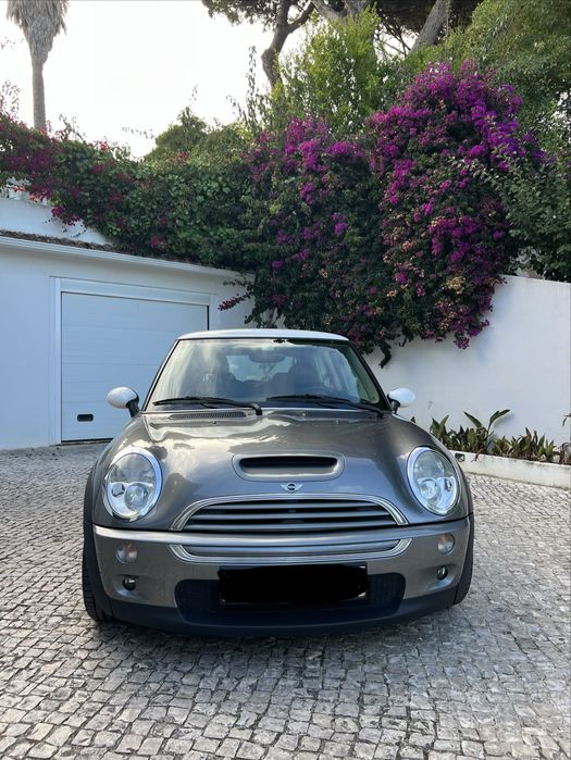 Mini cooper S 2003494834077853306881