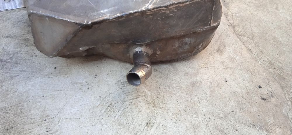 Бак топливный нержавка