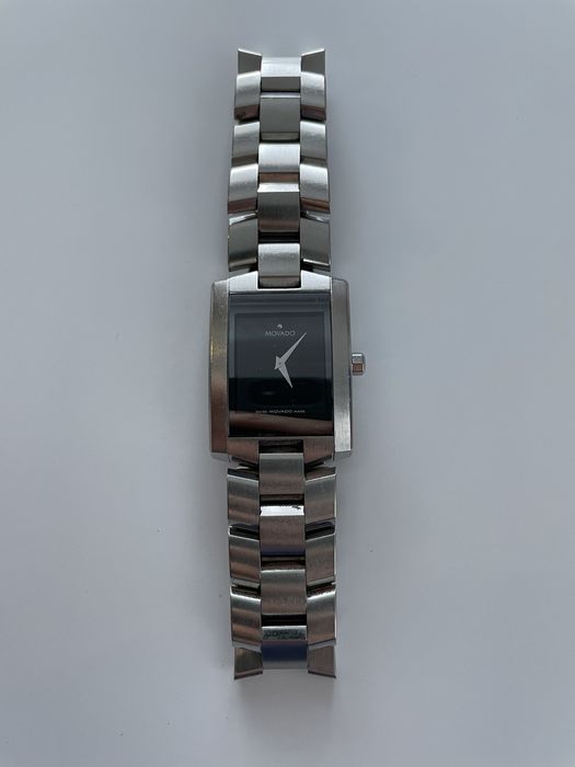 Часы Movado Швейцария