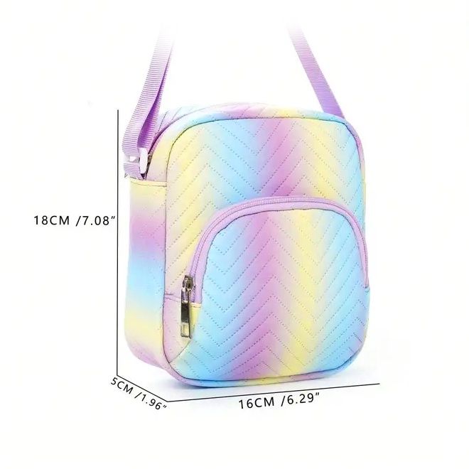 Mała, dziewczęca torebka