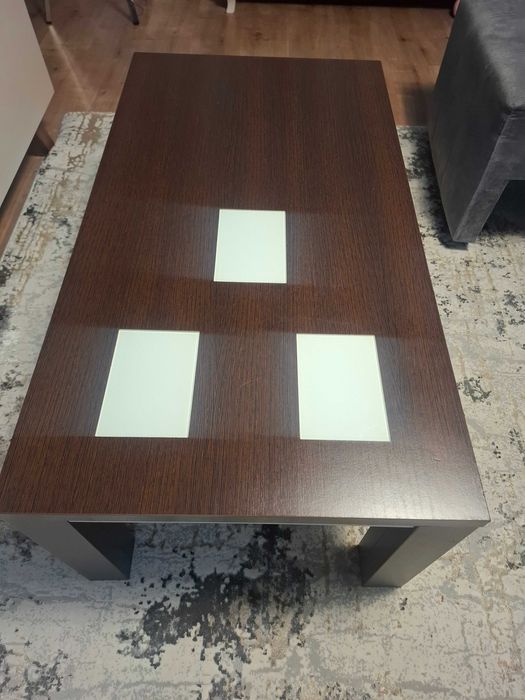 Mesa pequena de centro sala