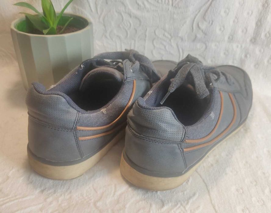 Sapatos Primark estilo casual 43