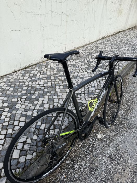 Bicicleta Estrada  B’TWIN Shimano 105 – Tamanho M