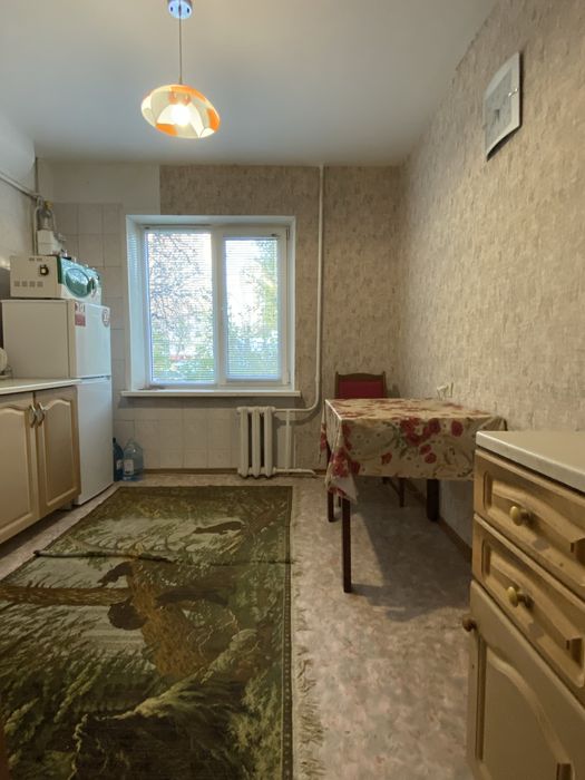 Продам 2 х квартиру  бульвар Строителей